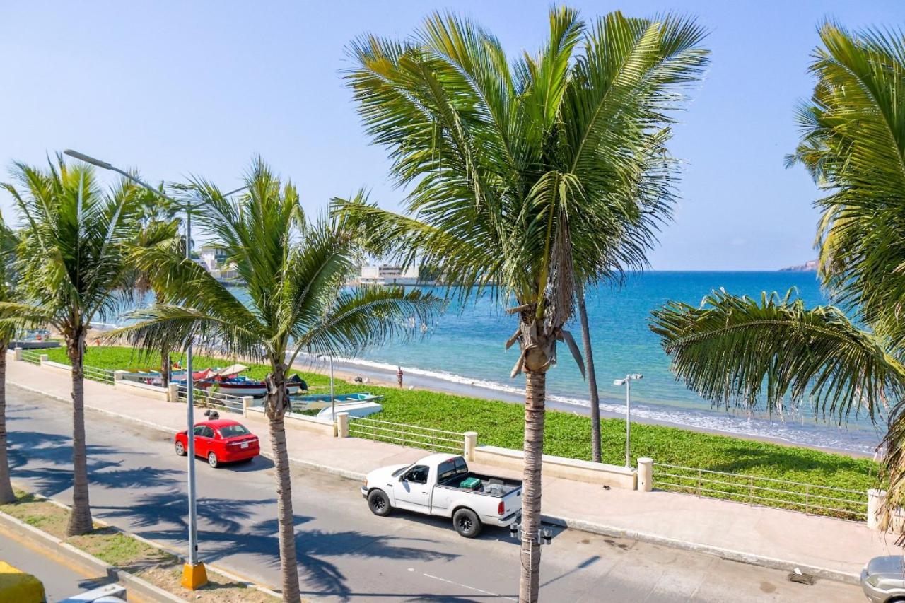 Hotel Puerto Viejo マサトラン エクステリア 写真