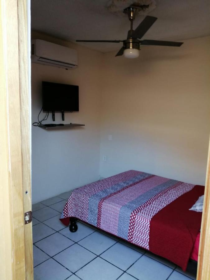 Hotel Puerto Viejo マサトラン エクステリア 写真